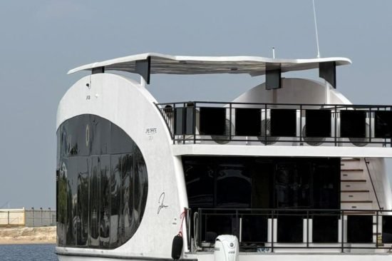 Houseboat-53-uaeboats4sale-1